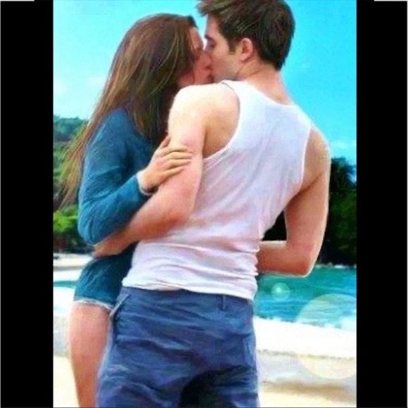 Twilight Bella Swab Banana Republic double trim sweater - Picture 3 of 11